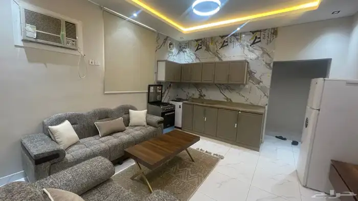 شقه مفروشه بحي قرطبه بجوار دوار الطائره 7