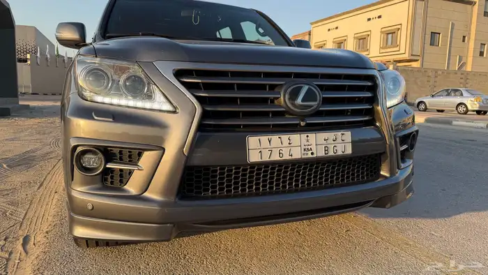 للبيع جيب لكزس LX570 2014 8
