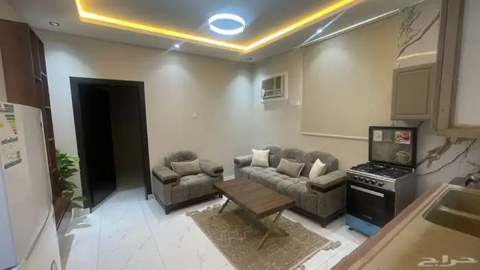 شقه مفروشه بحي قرطبه بجوار دوار الطائره 10