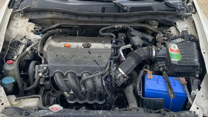 للبيع سيارة اكورد 2009 نص فل 4