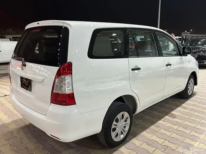 تويوتا انوفا موديل 2015 استاندر 25