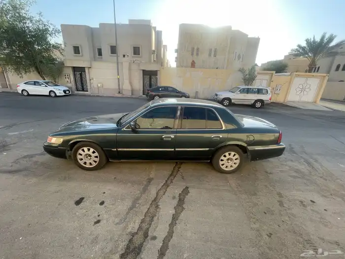 فورد ماركيز موديل 2000 4