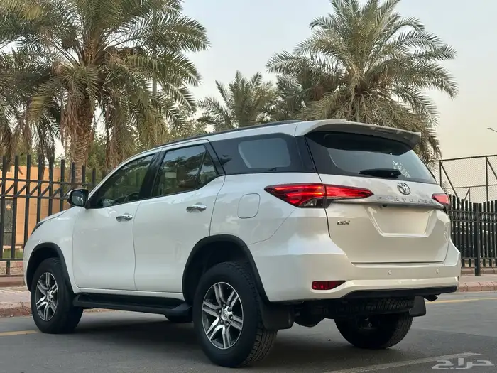 تويوتا فورشنر موديل 2022 سعودي دبل 9