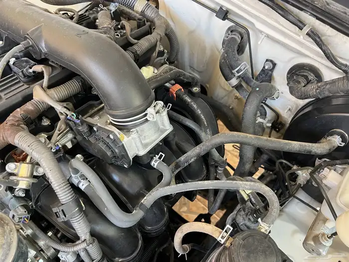 هايلوكس غمارة المديل 2015 جي ال اكس فل كامل سعودي 82