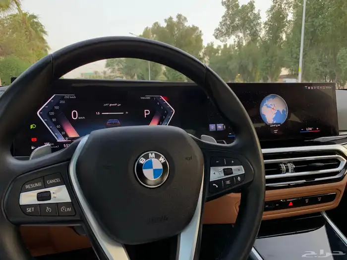 بي ام دبليو 2024 320i 44