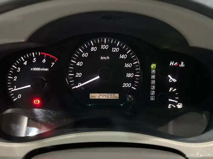 تويوتا انوفا موديل 2015 استاندر 11