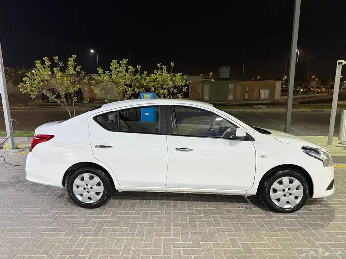 نيسان صني 2022 نظيفة 5