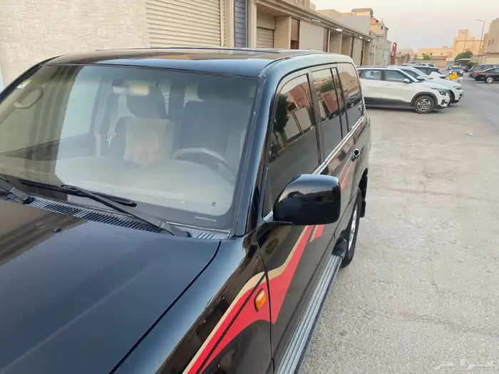 لاندكروزر 7