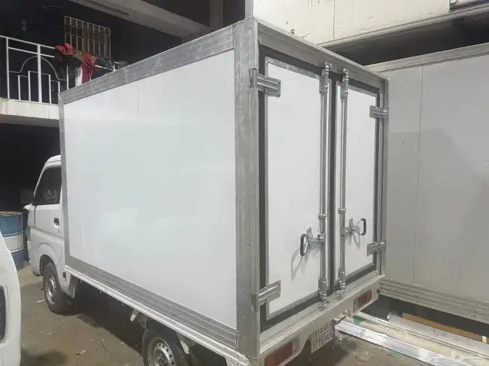 ثلاجة دباب سوزوكي مع جهاز تبريد ثرموكنق 1