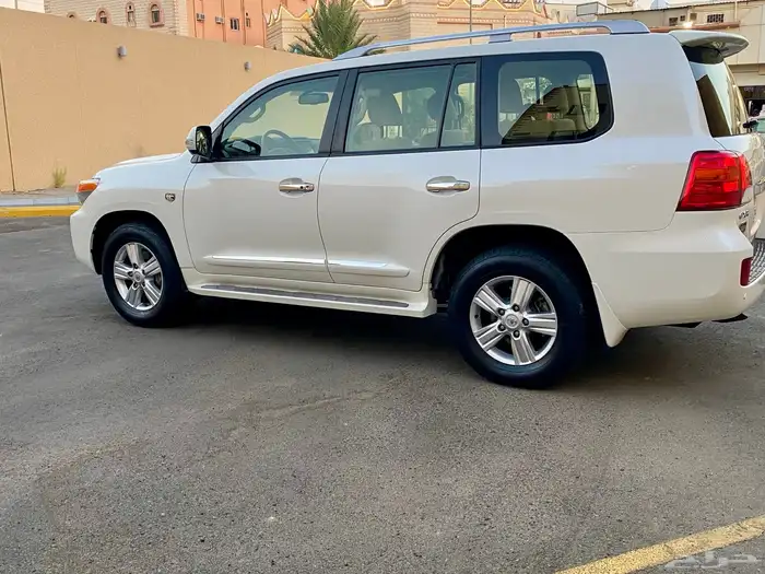 تويوتا لاند كروزر 2015 6