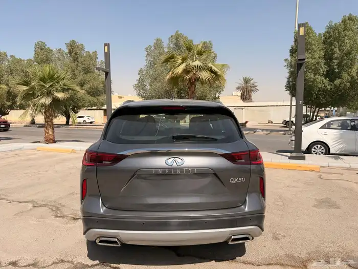 انفنتي QX50 2023 جديدة 3