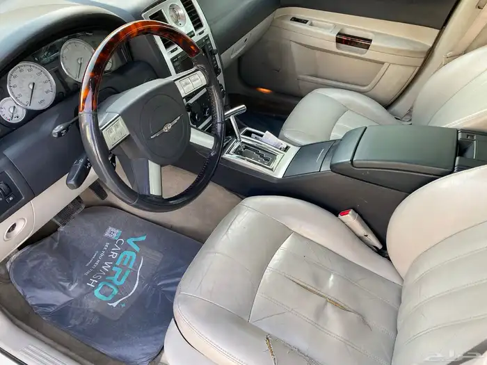 CHRYSLER 300C Hemi V8 5.7 2006 5