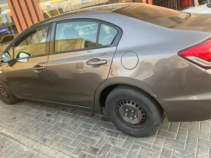 هوندا سيفيك 2013 نظيف للبيع 1