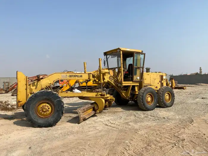 للبيع معدات دركتر D9R قريدر 14G 12