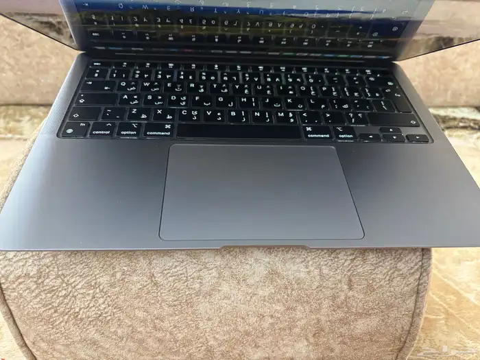 ماك بوك إير للبيع M1 2