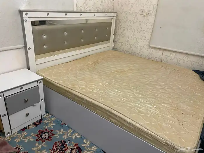 غرفة نوم وتسريحه 0