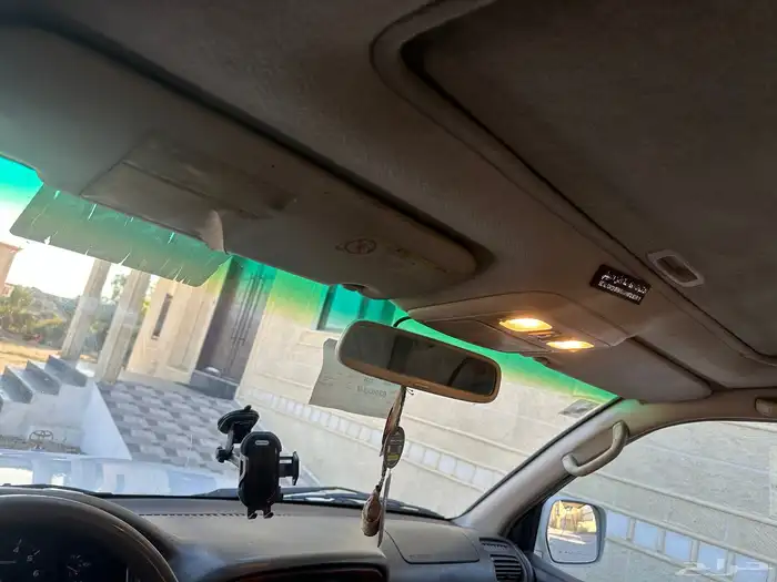 لاندكروزر 28