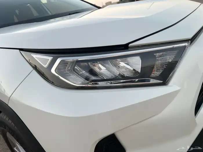 تويوتا راف فور 2022 نظيف جدا 7