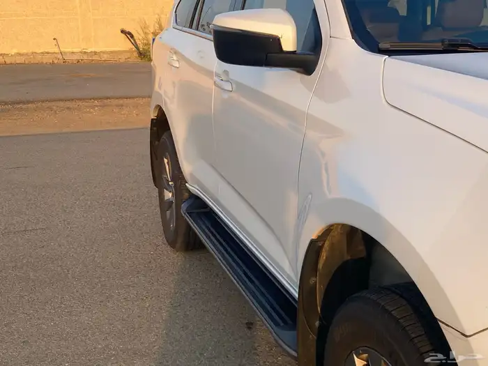 ايسوزو ام يو اكس موديل 2023 فل كامل 8