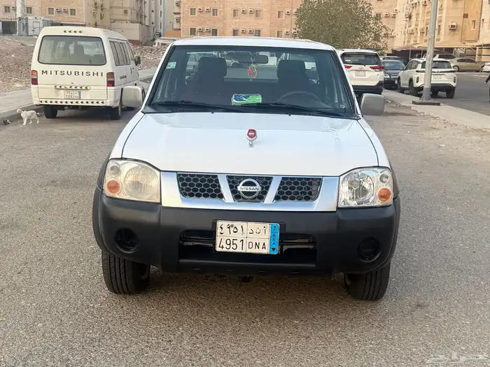 للبيع نيسان دبل 2013 نظيف 2