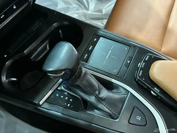 لكزس UX م 2021 فل كامل سعودي بحالة الوكالة 38