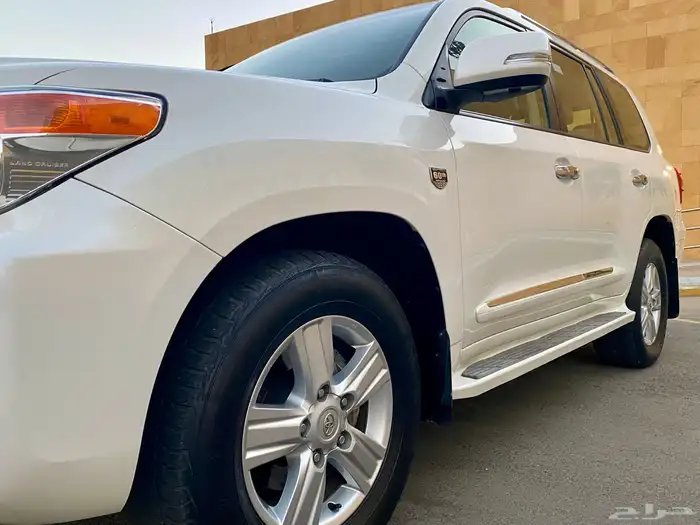 تويوتا لاند كروزر 2015 8