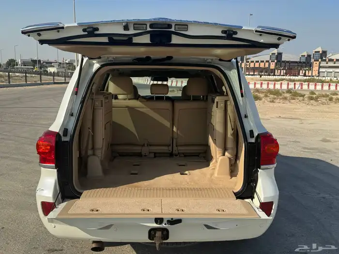 لاندكروزر GXR 2012 9