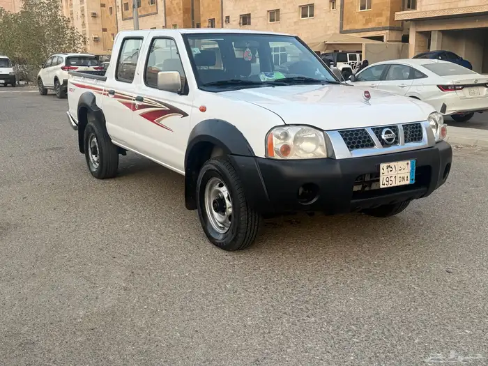 للبيع نيسان دبل 2013 نظيف 1