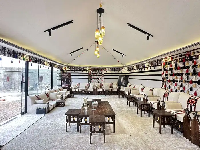 خيام الصقور الملكية 17