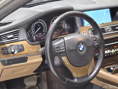 بي ام دبليو 740Li موديل 2011 بحالة ممتازة index