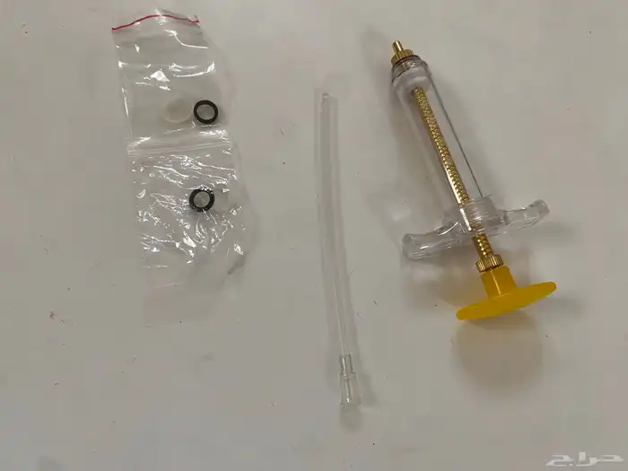 مستلزمات والعاب واكل طيور 8