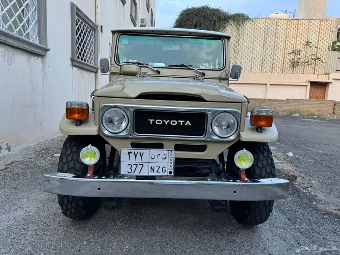 لاندكروزر Fj40 موديل 84 1