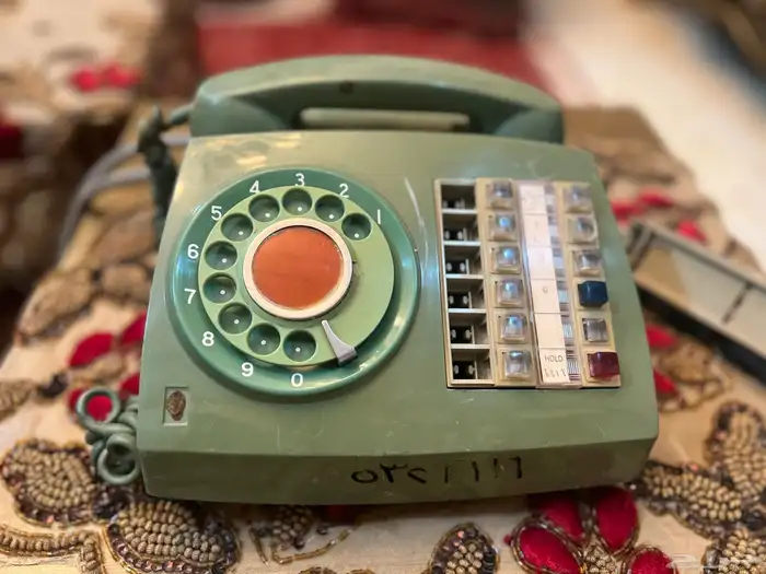 للبيع تلفون تراثي قديم سنترال 7
