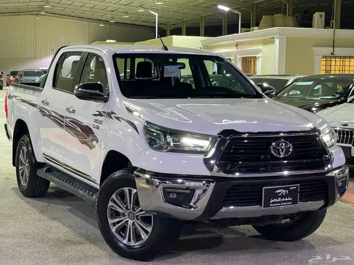 تويوتا هايلوكس 2023 ممشى 48 الف فل كامللل وكاللة 4