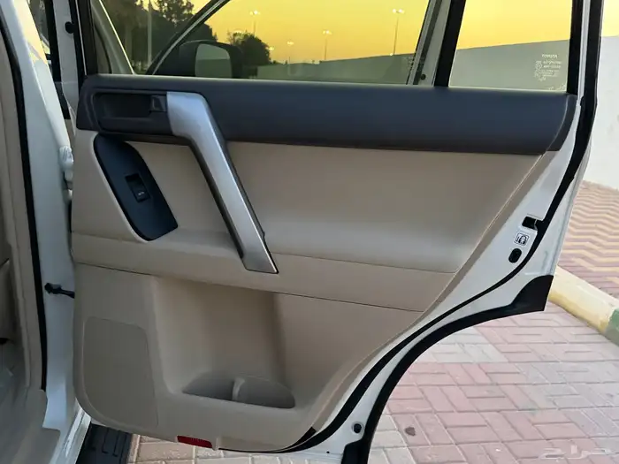 برادو 2023 فل كامل وكاله عداد 38 الف كم فقط 50