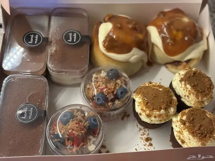 حلويات سينابون كيك لوتس تمر محشى تراميسو 0