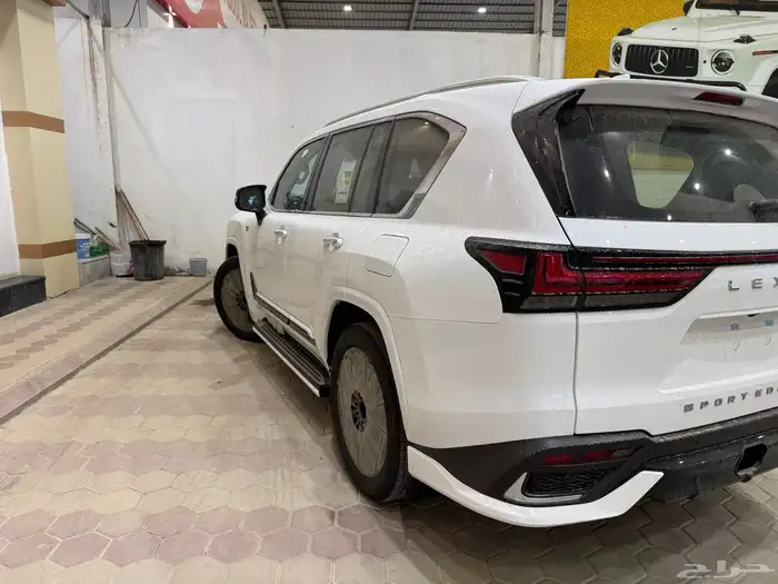 لكزس سبورت بريمي 2025 2