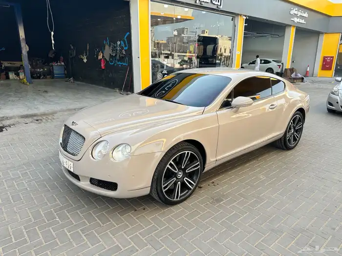 بنتلي جي تي 2008 2