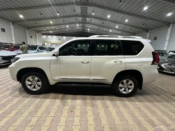 تويوتا برادو موديل 2019 نص فل 6سلندر 5