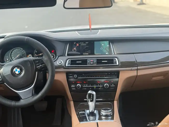 غاية المستخدم BMW 730 24