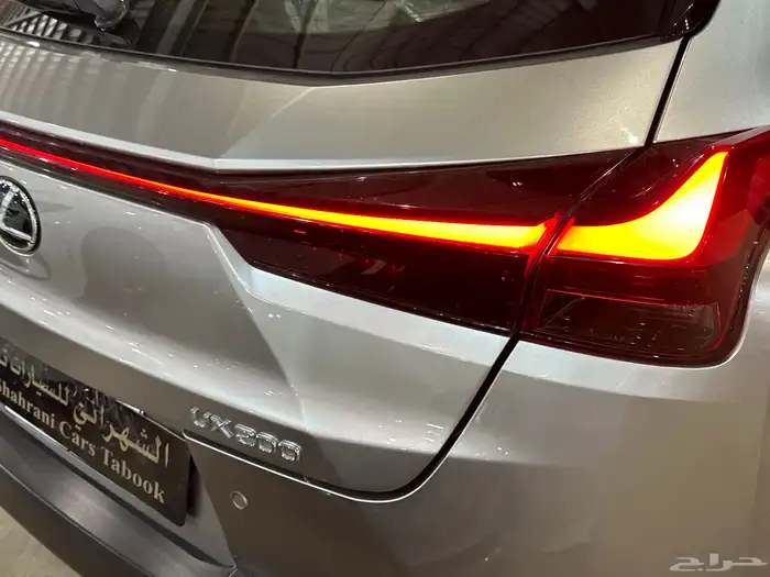 لكزس UX م 2021 فل كامل سعودي بحالة الوكالة 45