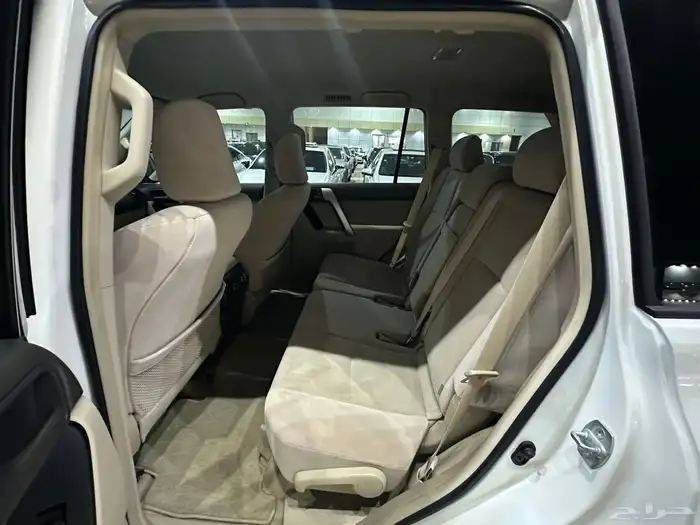 تويوتا برادو موديل 2019 نص فل 6سلندر 23