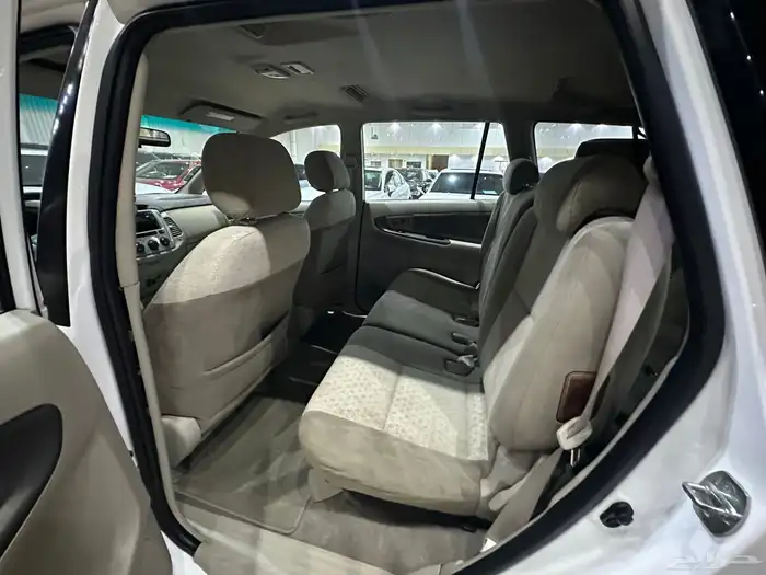 تويوتا انوفا موديل 2015 استاندر 19