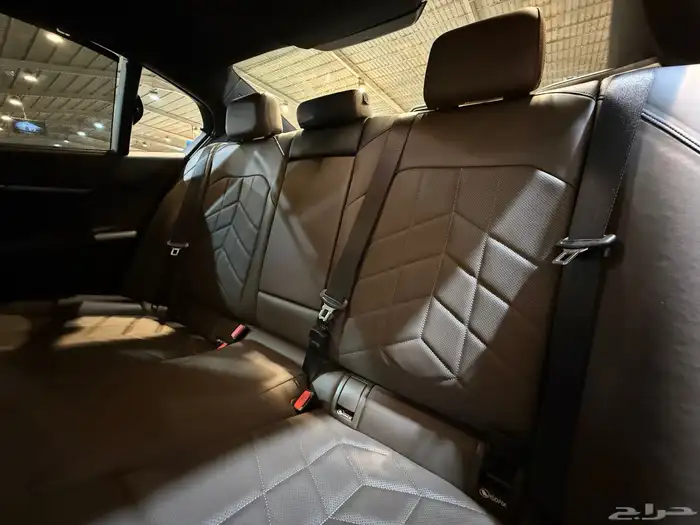 بي ام دبليو 520i 2025 (( بحالة الوكالة )) 20