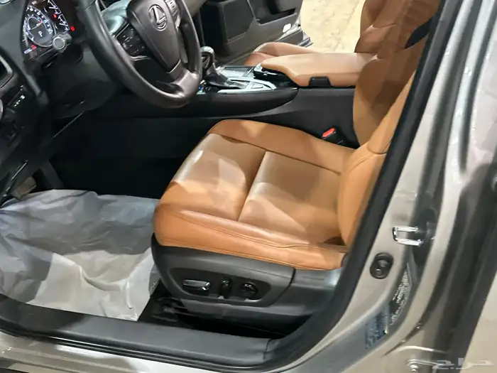 لكزس UX م 2021 فل كامل سعودي بحالة الوكالة 32