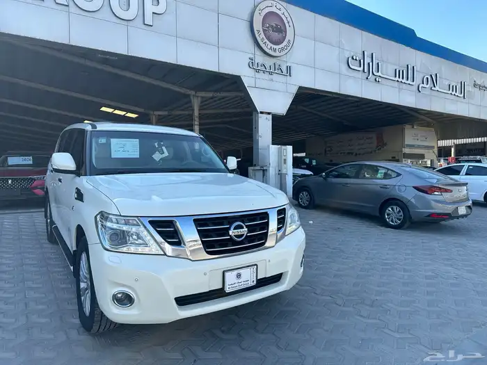 نيسان باترول 2017 فل بحالة الوكاله 1