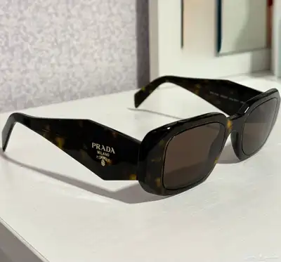 Prada - Women Sunglasses index