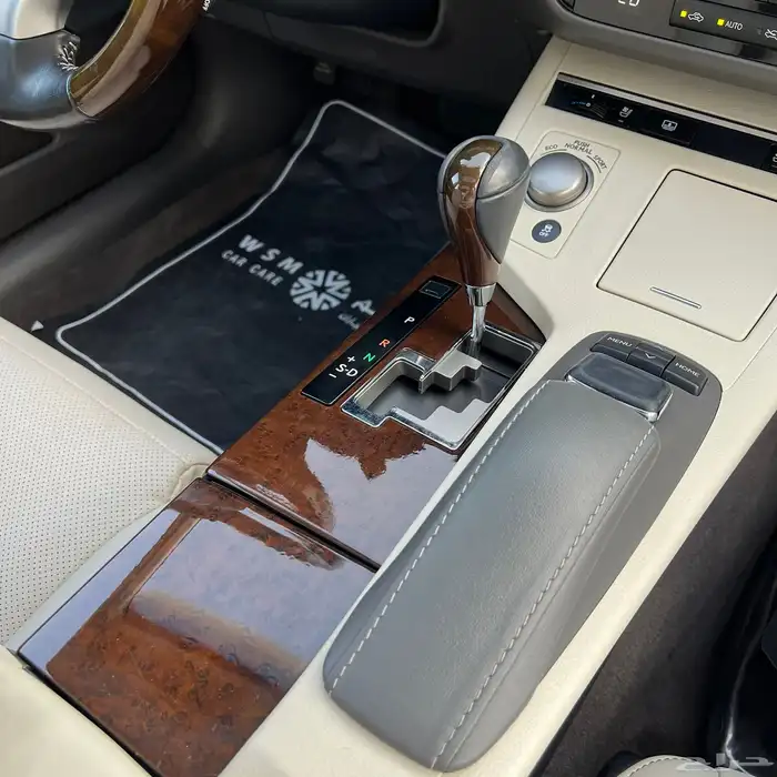 لكزس ES350 DD - 2015 مالك اول بحالة الوكالة . 45