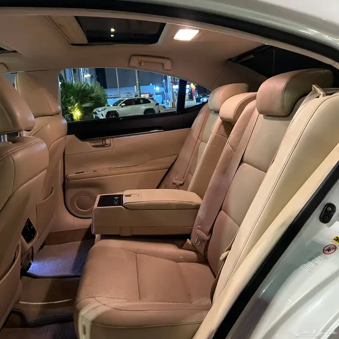 لكزس ES350 - 2014 مالك اول بحالة الوكالة . 32