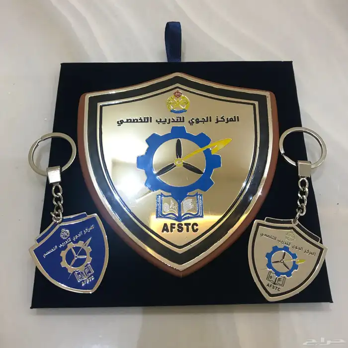 ميداليات واعمال معدنية 2